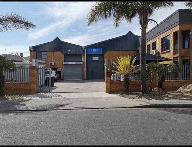 885M² WAREHOUSE FOR SALE IN KILLARNEY GARDENS